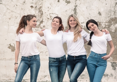 Praca hostessy dla nieletnich